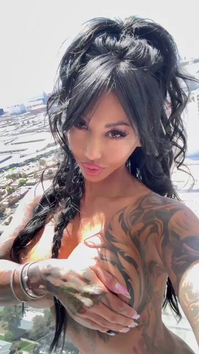 wataa 💦 https://t.co/BnOUsEEMSI