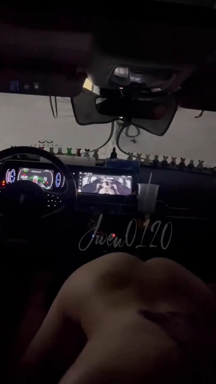 同款車機 可以找我一起在車上做接受車上做不怕弄髒的再找我 #車震 不然我真的太容易噴了🐶💦🥵#先找好地點又附近沒什麼人的 我先讓你幹三遍😮‍💨 https://t.co/Md0ukxclto