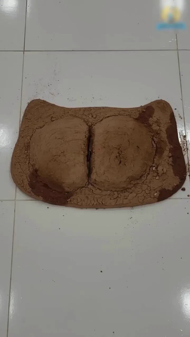めちゃくちゃ汚れているマットを綺麗にしてみた！集それにしても汚れすぎ😅 https://t.co/vlSvEoyl6D