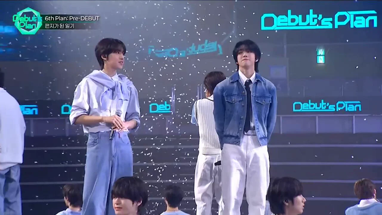 NewKids : Debut's PlanWhich NewKids on the STARSHIP will make it to the final stage? The final page toward their debut will unfold!https://t.co/y5Sd3WfIXw5/4 (SUN) 8:00PM (KST)FINAL LIVE on YouTube🌱 https://t.co/OarDCDRpYF#STARSHIP #NewKids #Debuts_Plan https://t.co/64t6OXOMKx
