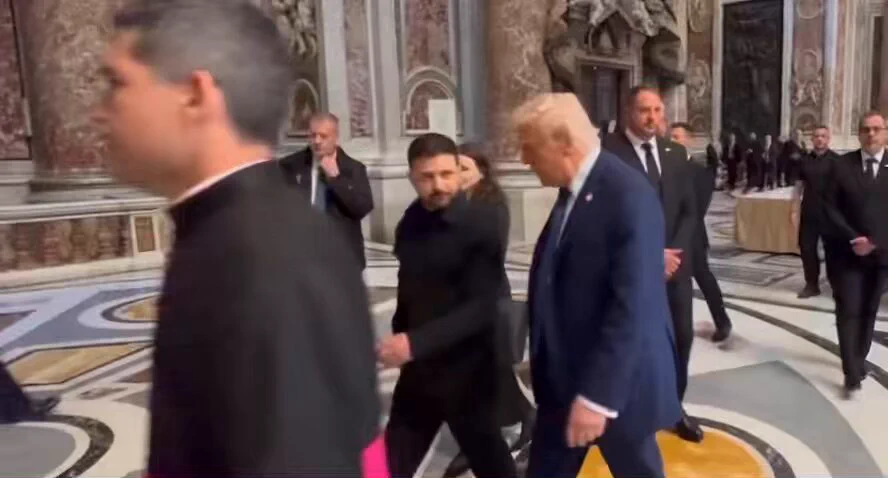 Total power move. Zelenskyy attempts to meet with Trump at Saint Peter‘s Basilica, but wanted President Macron there as well. Three chairs were set up when Trump arrived. Then he tells Macron to leave and that he’ll meet with Zelenskyy one on one. This is how you end the war,,.cut out those who want to keep it prolonged and deal with Zelenskyy and Putin directly.