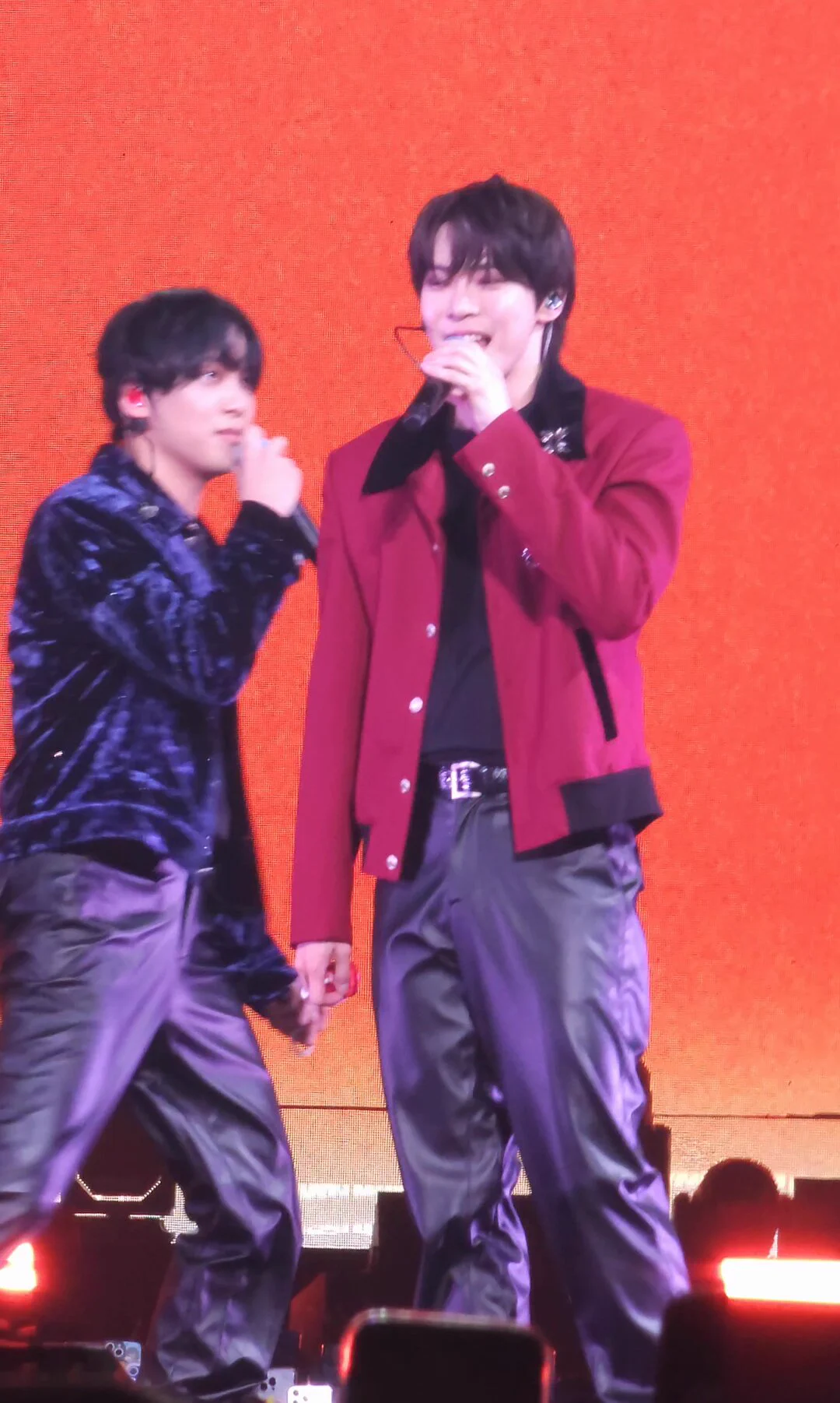컨페티 도영 넘 귀여워엉ㅋㅋㅋ#도영 #DOYOUNG #ドヨン #NCT127 #THEMOMENTUMinMACAU https://t.co/wac15i6OkE