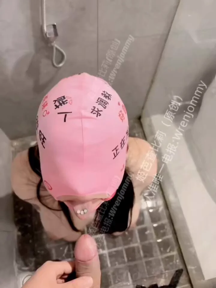 操比莉的嘴巴如同玩儿飞机杯那样粗暴最爽了，犹如真的在握著飞机杯那样让我的喉咙紧实裹住大鸡巴直接粗暴抽送，看着我因为窒息难受痛苦流涕的表情，你一定会超兴奋的吧~#调教 #母狗 #骚货 #性奴 #犬奴 （因平台不能发完整版 完整版看置顶或评论区） https://t.co/bCwm4yMXwi