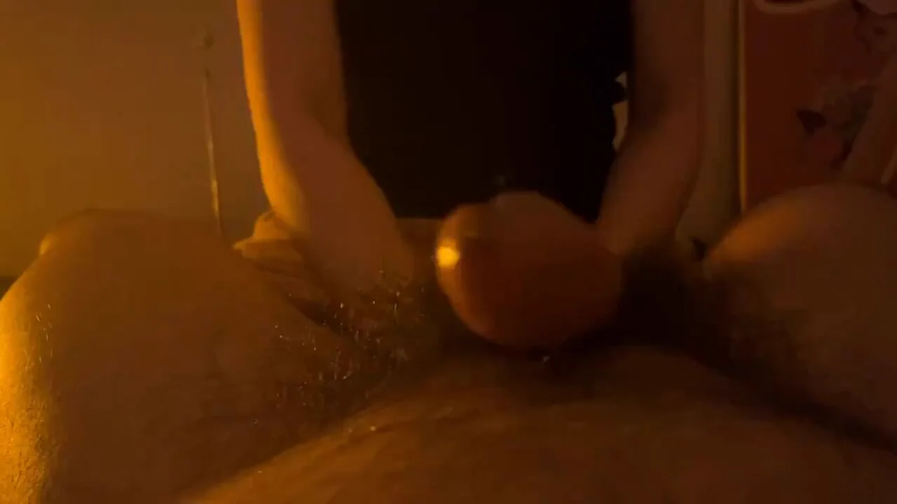 抓龙筋和打飞机的区别： 打飞机是以服务为主以爽和sex为目的，而抓龙筋是按摩生殖系统的经络穴位为主，改善提高性功能为目的，配有脱敏手法刺激训练你的身体，过程奇妙，忍不住的会在脱敏手法中释放，脱敏不是为了释放而释放，是降，降低敏感度，达到坚而持久！#上海抓龙筋 #上海丝足 #前列腺高潮 https://t.co/LyeiCvFJWJ