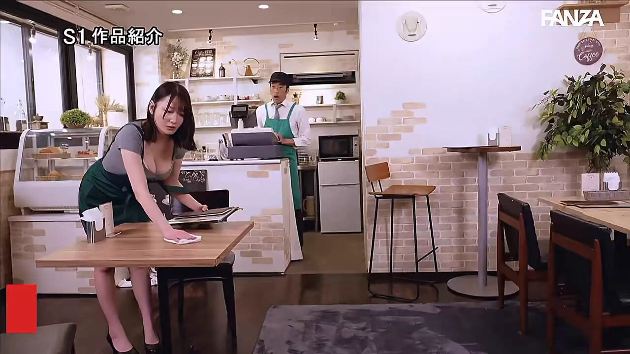 『店長お客さん来ちゃいますよ…そこ…だめぇ…』普通にしてるだけなのにおっ◯い見られて興奮されてせまられるの断れない…そのまま中◯しされても気持ち良すぎてどうでもよくなるの直したいෆ https://t.co/Ks3561AXNr