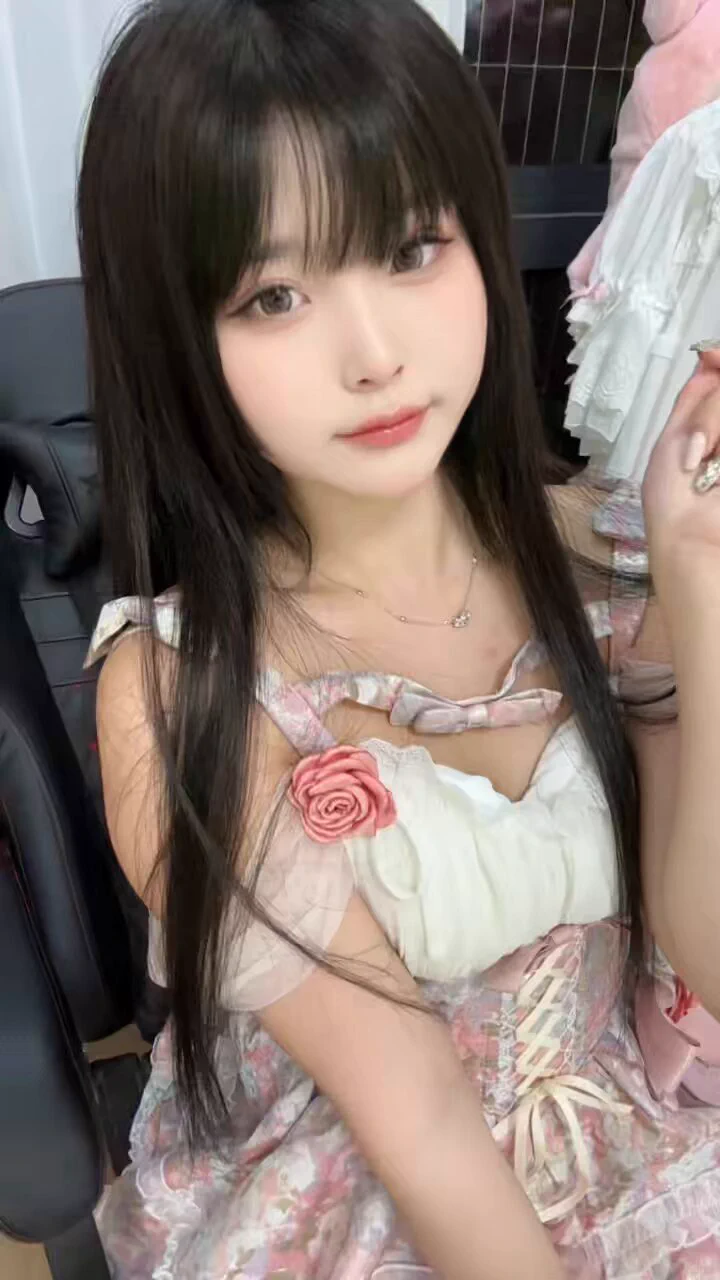 妆越化越韩 越来越想把自己化成张元英 https://t.co/oilkNswnA9