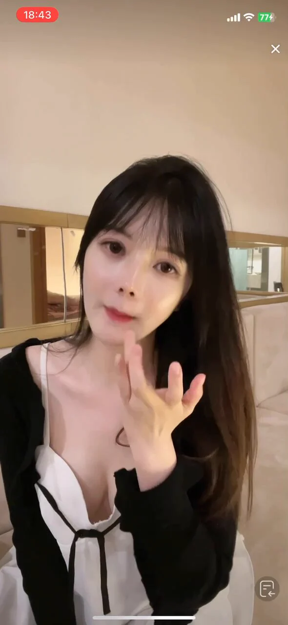 点击加入电报抖音录屏交流群👇 https://t.co/TwKXBcL711 https://t.co/V8SZRjQoeG
