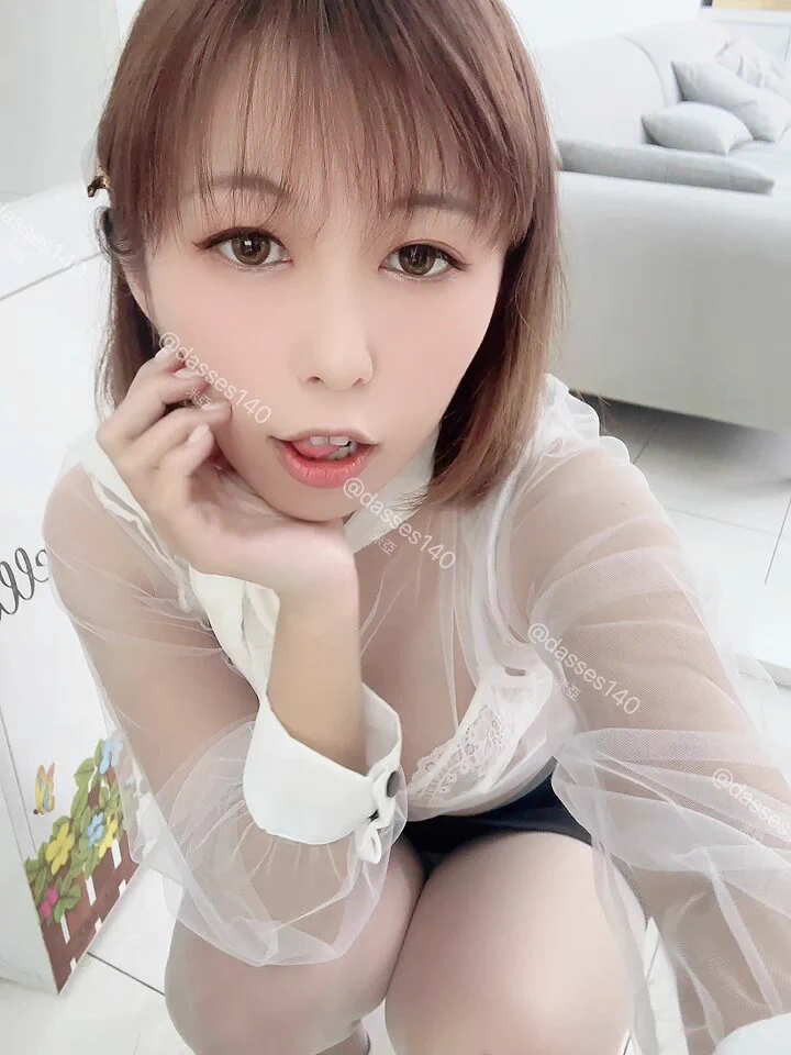 今天的雨大的誇張欸襯衫還濕掉..🫠🫠🫠 https://t.co/6SChUxLJOs