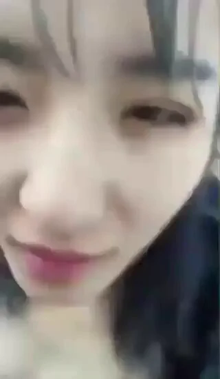 反差貌美语文老师,办公室里露出和男老师激情牢骚不满足 下课了还把帅气男同学留下带到办公室单独辅导.{评论区或主页链接下载搜索关键词观看完整版视频 https://t.co/CoRhh9xjz7