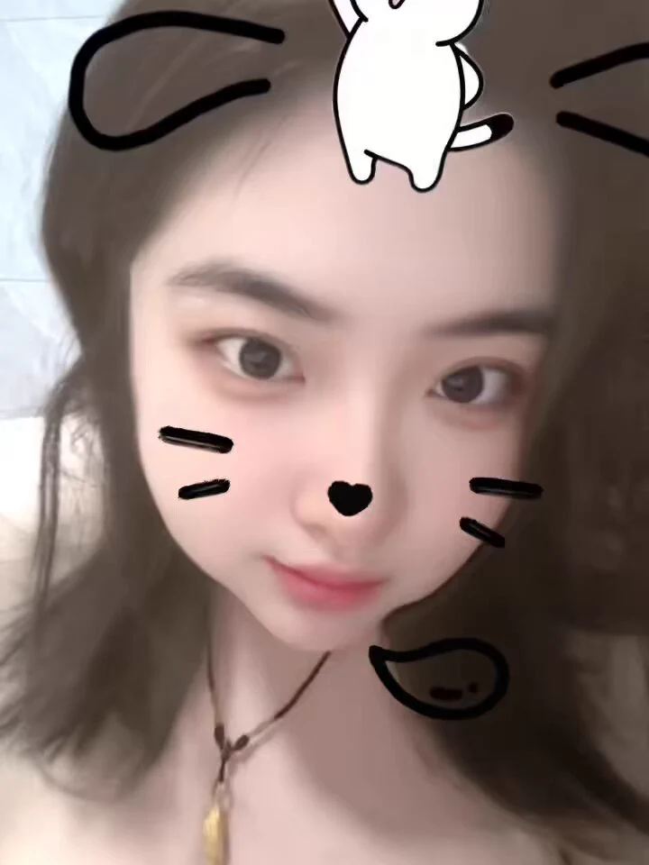 猜我在干嘛不许猜拉屎💢 https://t.co/AL5HF85hCC