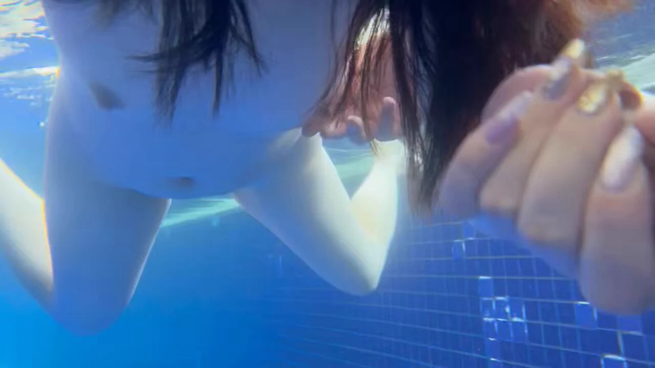 今天是个值得纪念的日子，解锁了个新姿势：在水下给老板吃鸡鸡 哈哈哈～投稿@SexytoBaby@SexytoLady@SexytoDoll@SexytoGirl https://t.co/x7xGWW6lgx