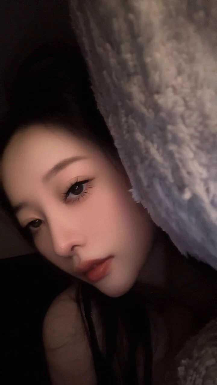 昨天母親節 今天我生日前任們請跟我說母親節快樂並不是我有小孩 而是你們吃過我的奶#生日隨機抽 #祝福我留言點心 https://t.co/2NvcoCiMFw