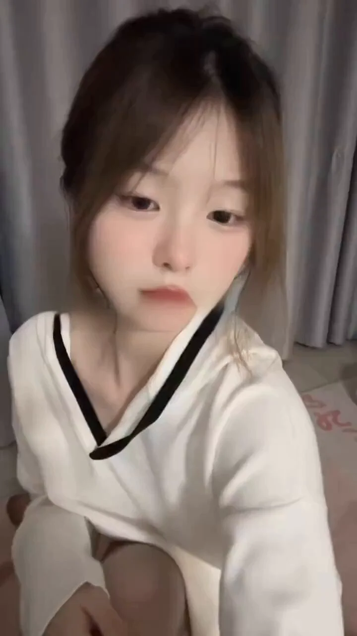 只能看一眼哦 宝宝 https://t.co/Wue9bjsf3k