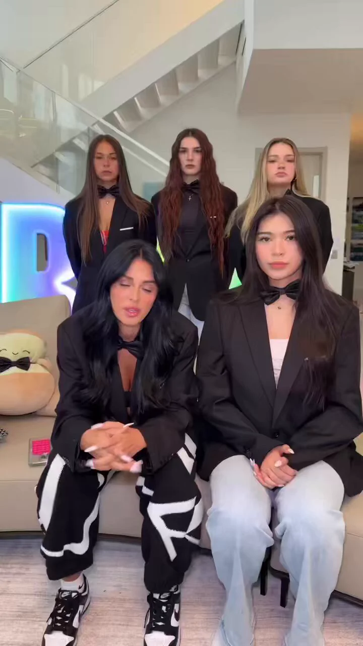 The Bop House announces they’re launching their own streaming university after Kai Cenat said OnlyFans girls aren’t allowed in 💀 https://t.co/vZKPAO6Dvn