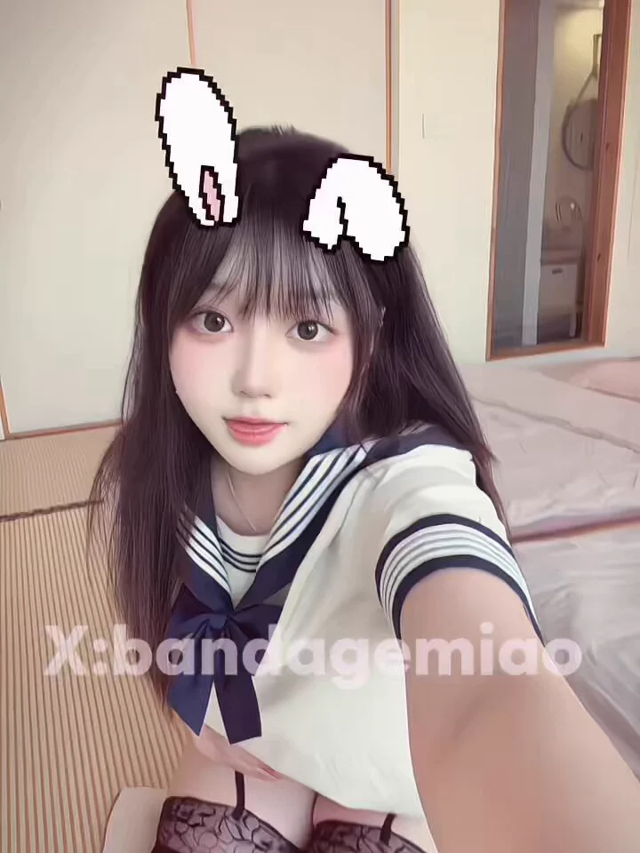 不巧 小猫在等你 https://t.co/mSAyedtFvT