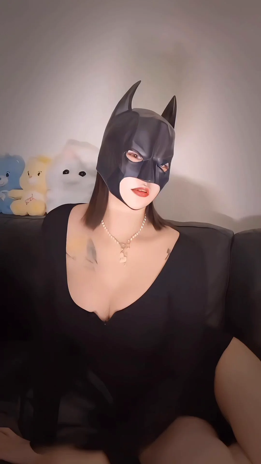 Say “yes” if I can DM u my n00d Cat Woman video 🙈 https://t.co/cFoKQPDmGN