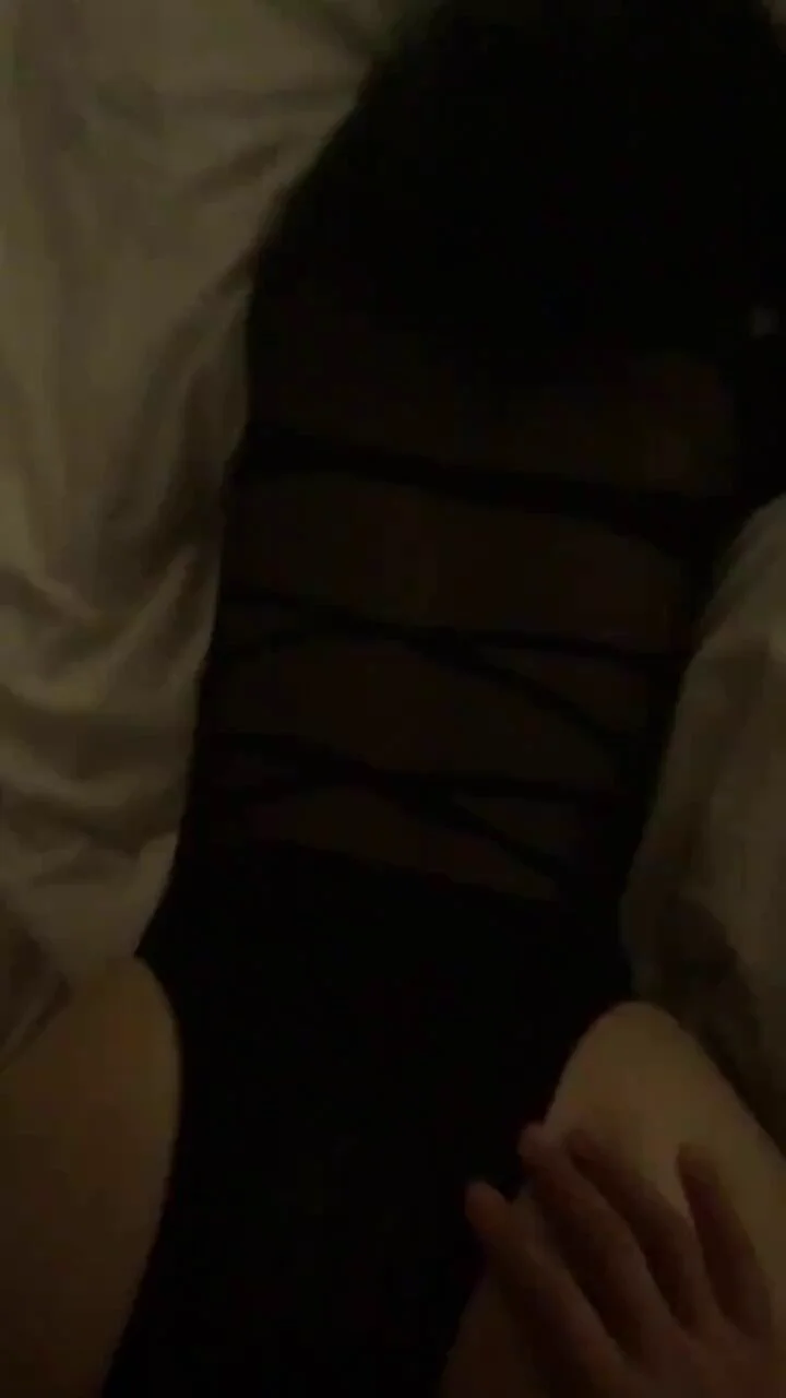 给力，舔的我真舒服啊。给我舔麻木啦，干的也舒服，昨晚我是被滋润了，招聘单男 https://t.co/xVqpf96H0M