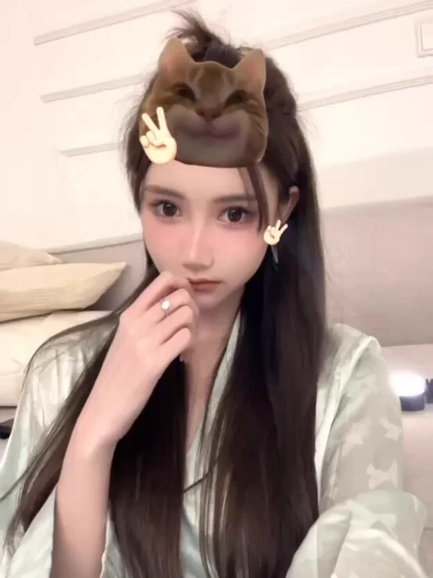 #上海 家5外w176-E-04年 崽崽长相甜美清纯学妹 温柔懂事 前突后翘QQ: 3841883271tg: https://t.co/FryxfoJ4UQ电报群:  https://t.co/E5WOqrgrBE https://t.co/5vFUq9iF95