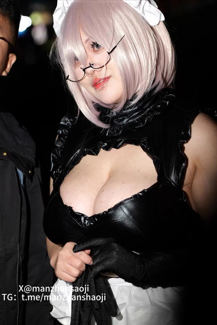 漫展巨乳coser #漫展 #萤火虫漫展 #暴露狂漫展资源电报交流群：https://t.co/v0YO4rzO8K https://t.co/yZ8UmuVPAZ