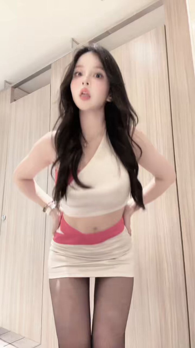 親一個 https://t.co/CWNwY2Y4Yz