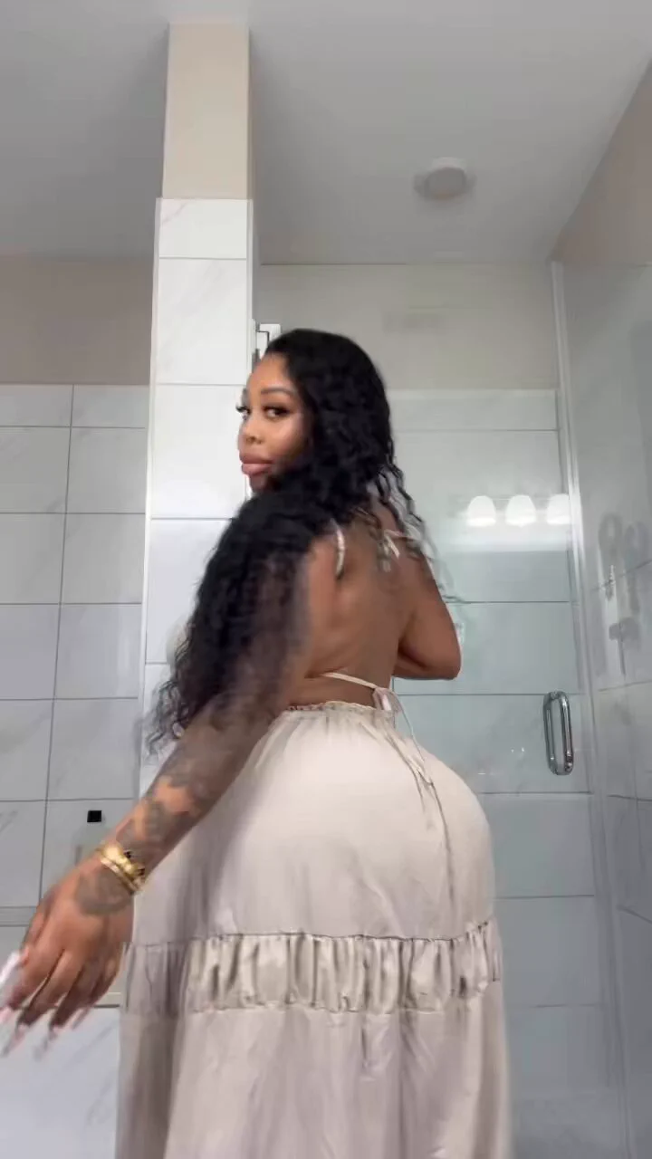 Follow me on instagram Daddy Iamkyrabankss https://t.co/bNEmVzktiv