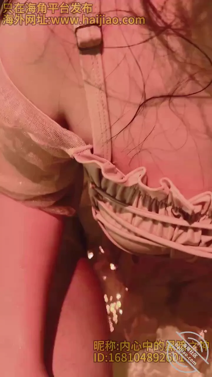顶级乱伦，内心中的黑暗之神。（海角大神的顶级大作，长篇连载）（37）让亲姐成为我的母狗，在床上狂扇她两巴掌。@SexytoBaby @SexytoDoll @SexytoLady @SexytoGirl https://t.co/fGeIvg5ZV4