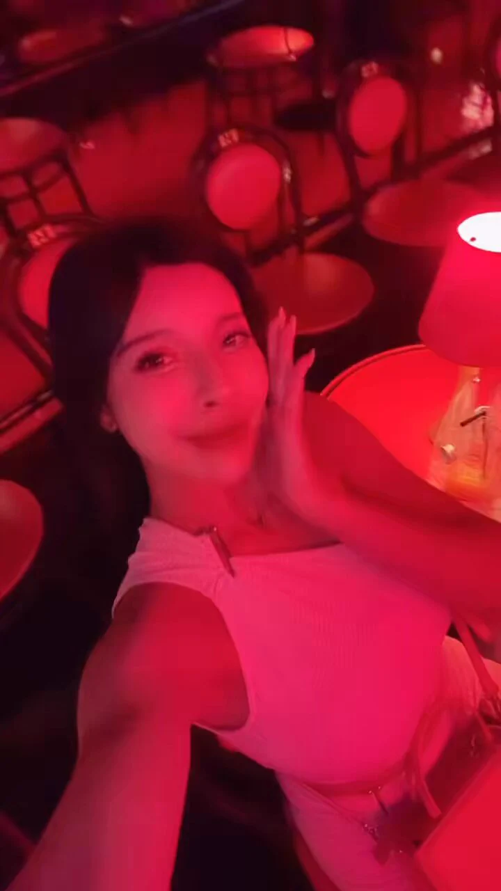 在泰國的最後一晚❤️🇹🇭 https://t.co/5ExqCWritl