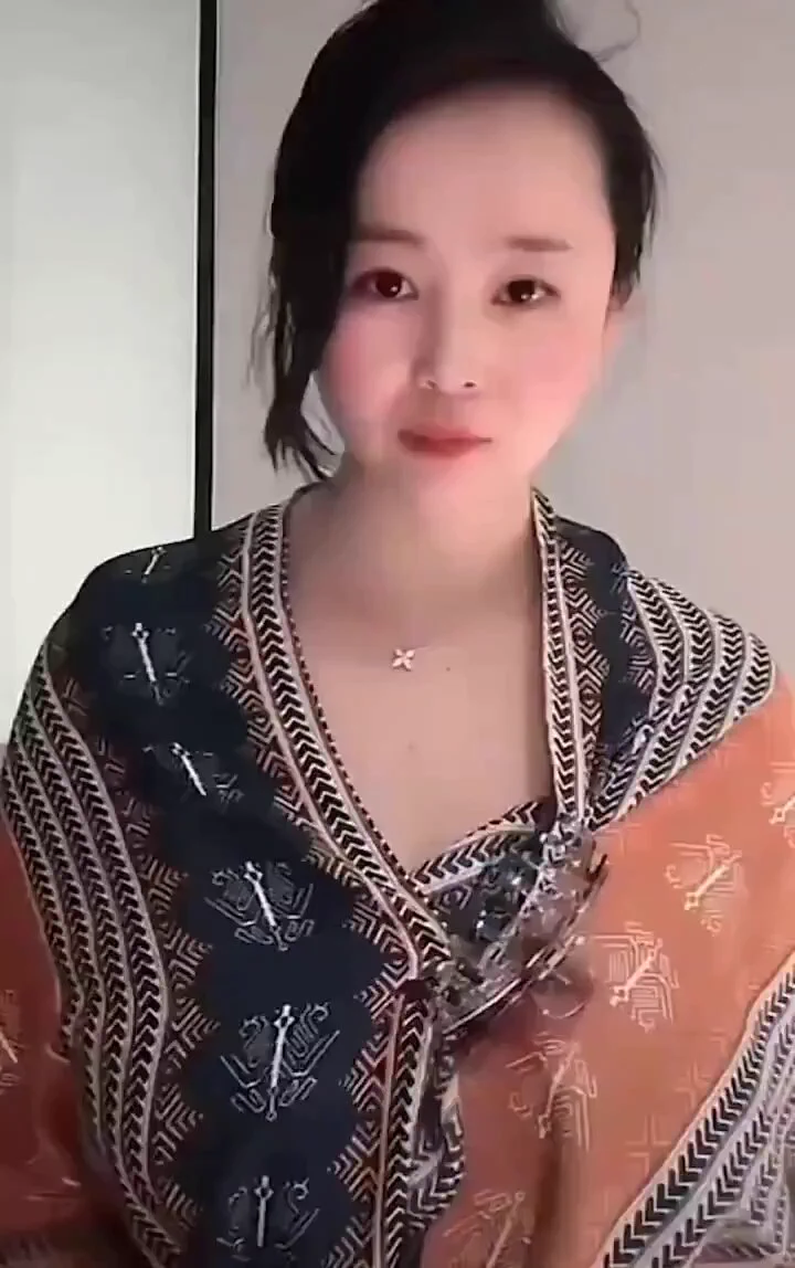 @EarlVaughn60552 大奶熟女主播露点…她的反应过于剧烈 https://t.co/mk6ILwFYSL