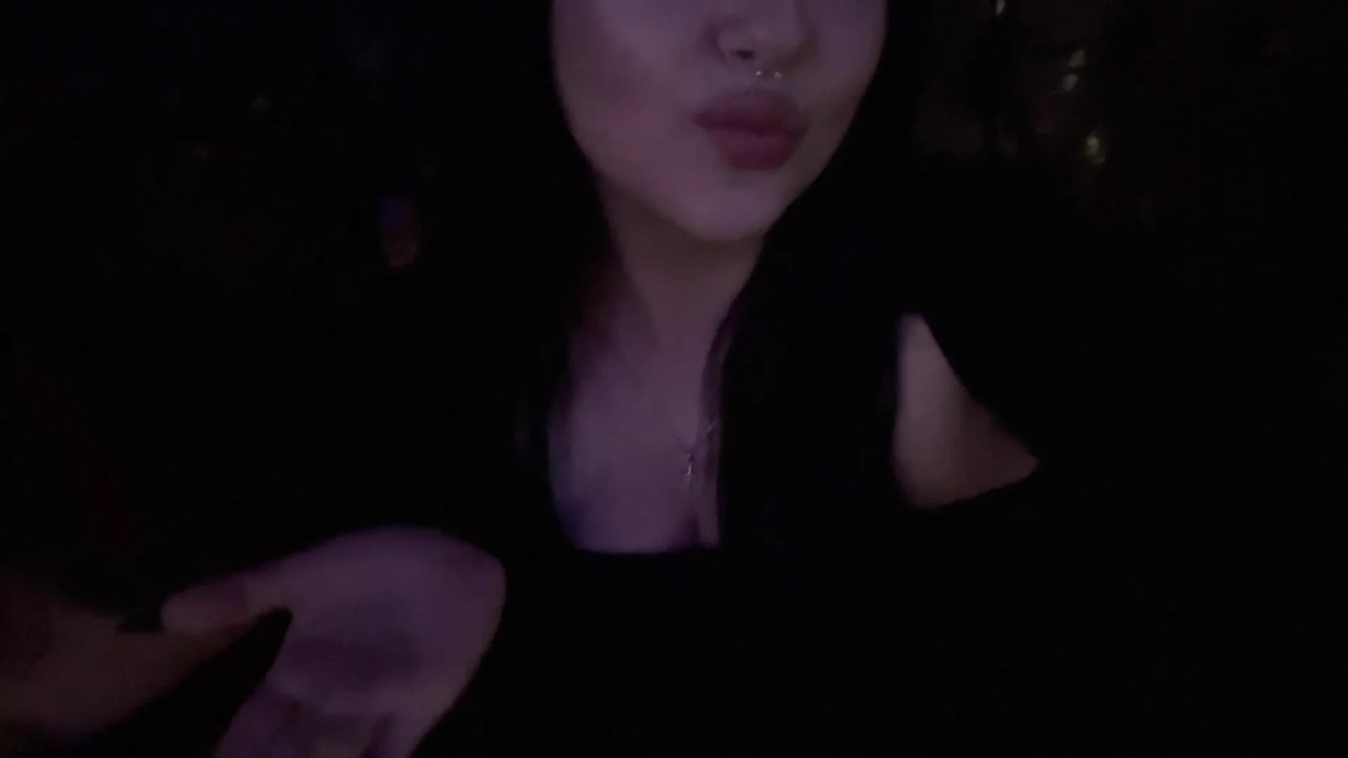 ugh I was so hot last night https://t.co/Lol7OOyezP