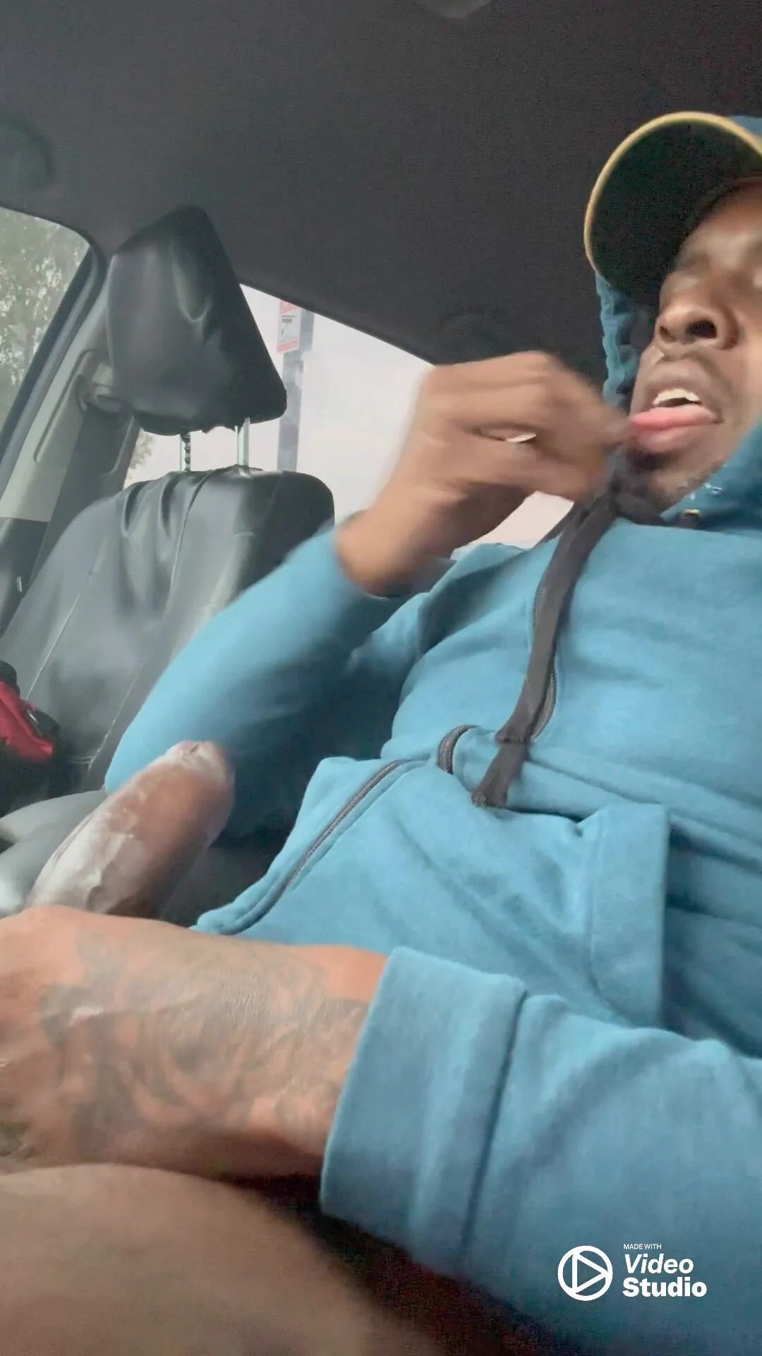 Had to pull over and stroke that nut out shorty😵‍💫💦 https://t.co/JJvAXAfK7n