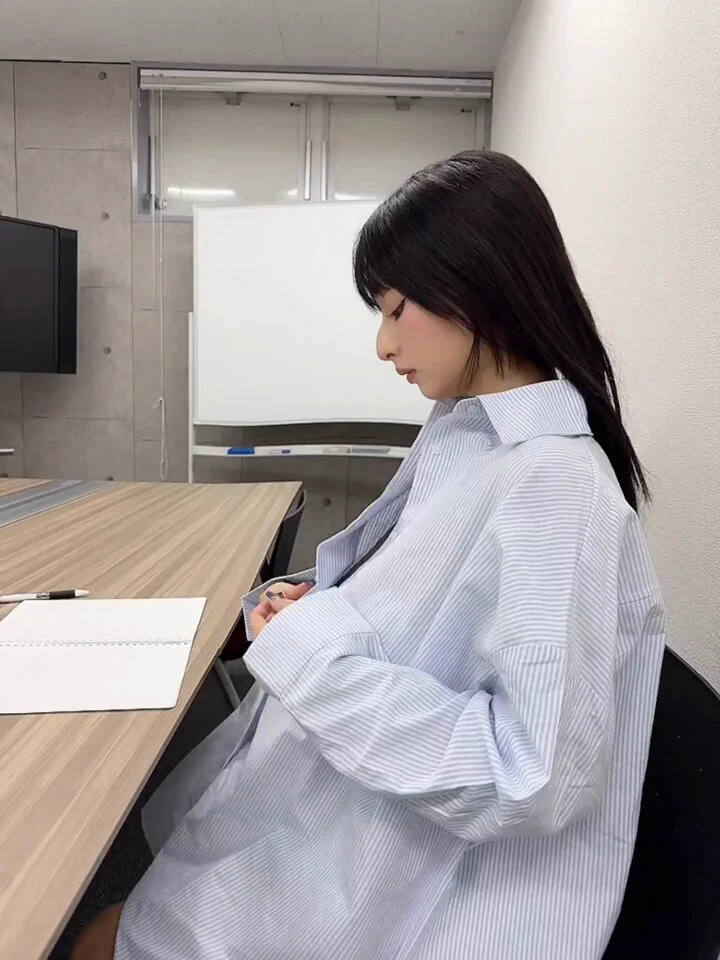 大学教授も絶句した「エグい乳」登場 https://t.co/NNmIXUgwk7