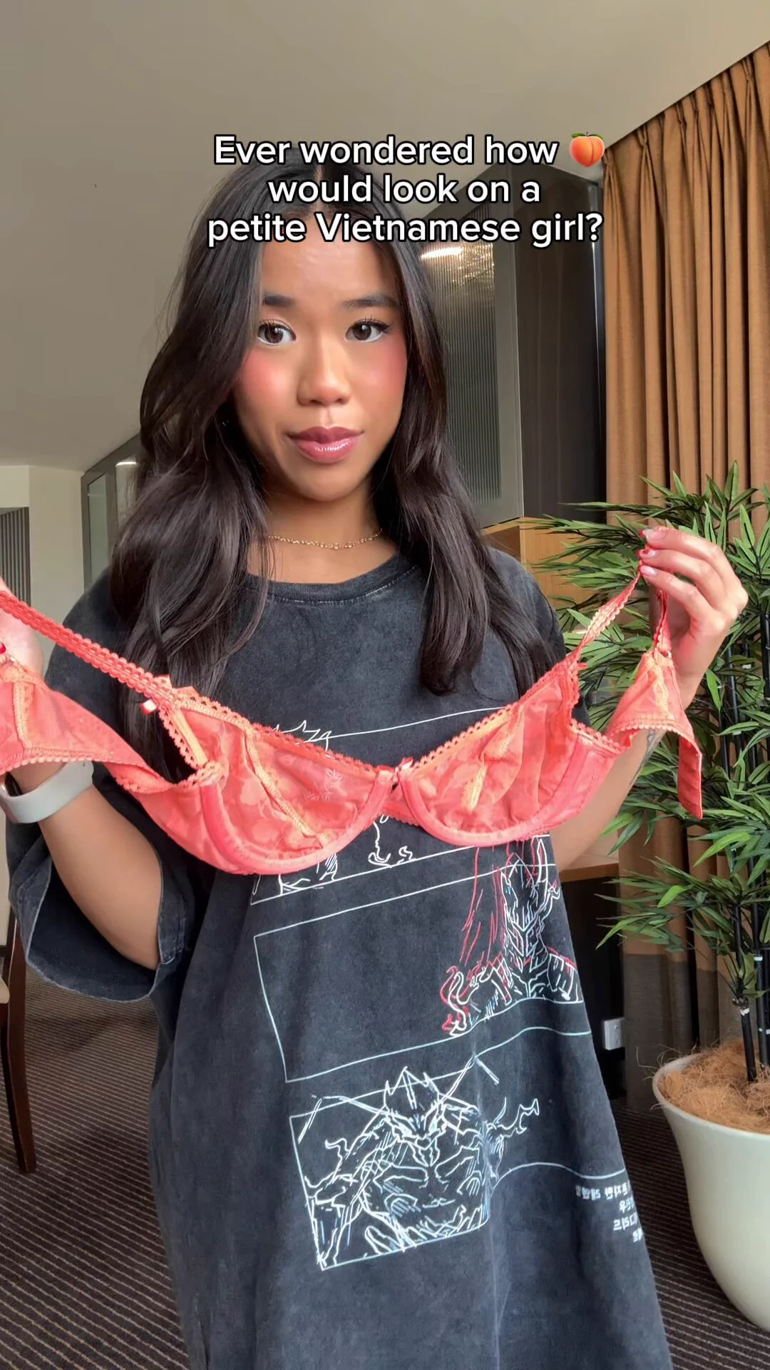 cute lil frame, dirty lil mind 😈 https://t.co/SA7kkEgYq1