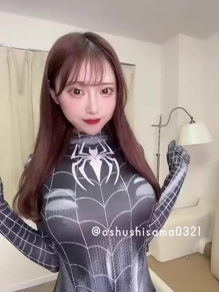 あしたも世界を守る🌏🕷🕸 https://t.co/4GQ8zRPlxc