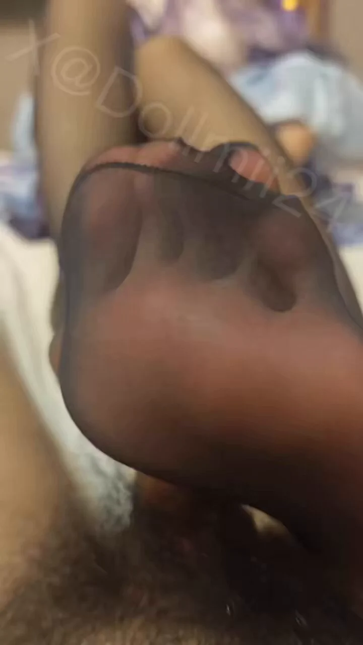 怎么？刻晴的🦶🏻这么舒服吗？那就通通给我🐍出来😈@SexytoBaby@SexytoLady@SexytoDoll@SexytoGirl https://t.co/tOUiPP41c6