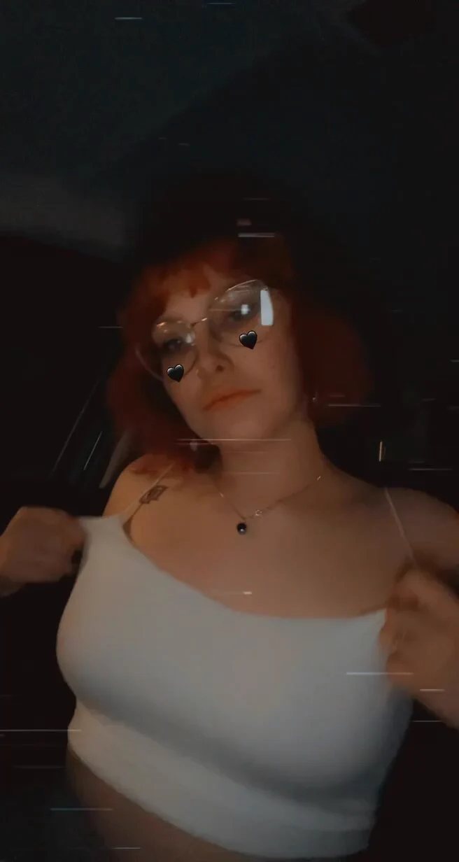 Take a late night drive with me? https://t.co/bK146bwbzT