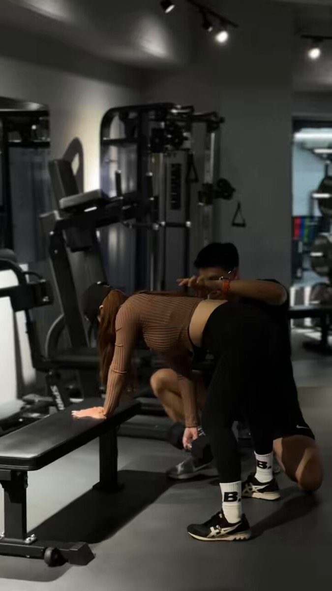 風雨無阻🥹 https://t.co/yKFO4Uk8za