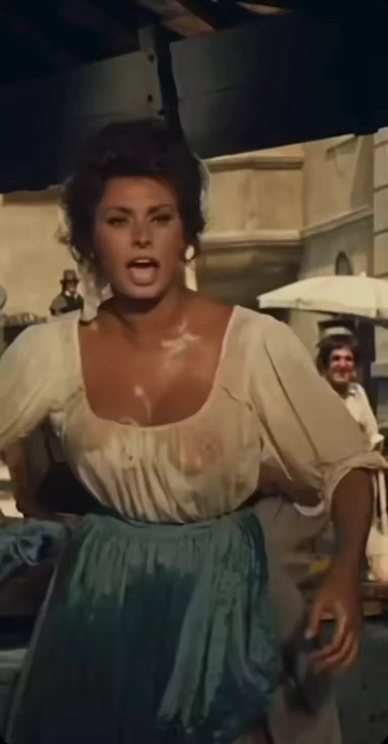 Sophia Loren Madame 1961 https://t.co/ZaVMzXqSFy