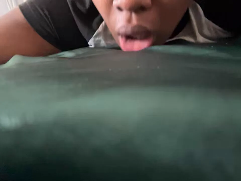 Chudai 🍆 https://t.co/Z64aiHYUrt