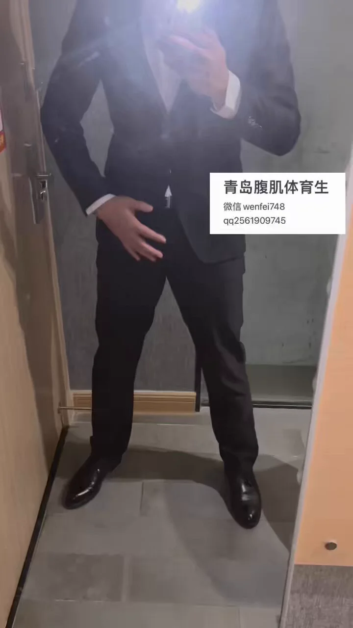 作爱是个节奏，跟固炮在讨论，怎么作爱最爽，就是想要痒痒的最爽，作爱的时候拔出来的时候龟头摩擦靠近阴蒂那个位置，会刺激到阴蒂，阴道被抽插，阴蒂被摩擦，双重刺激。@wqganenshi_@007share@tbzt2024@zhangsheng021 https://t.co/XngaIzuHCV