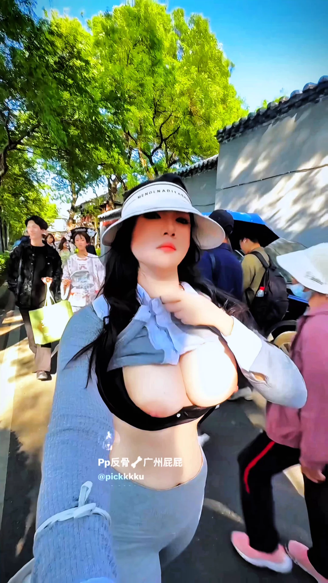 Follow me~跟紧我哦~ https://t.co/BBlFQeKvE0