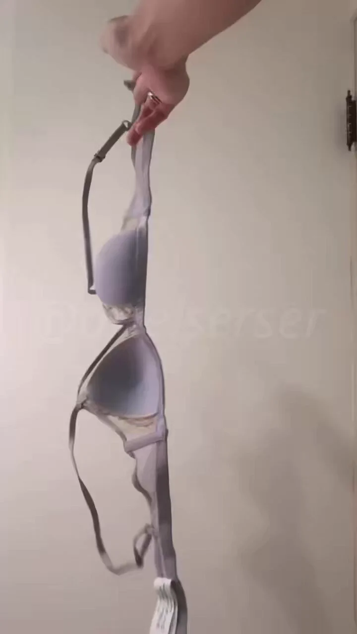 你各位準備好見證魔法力量猜猜我是什麼罩杯？ https://t.co/RqjtJGMGqp