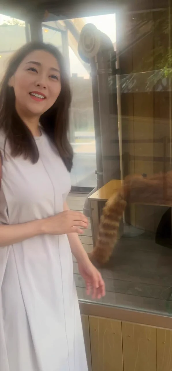 撮らされてる感すごい🤣 https://t.co/zVXOFFY2kP
