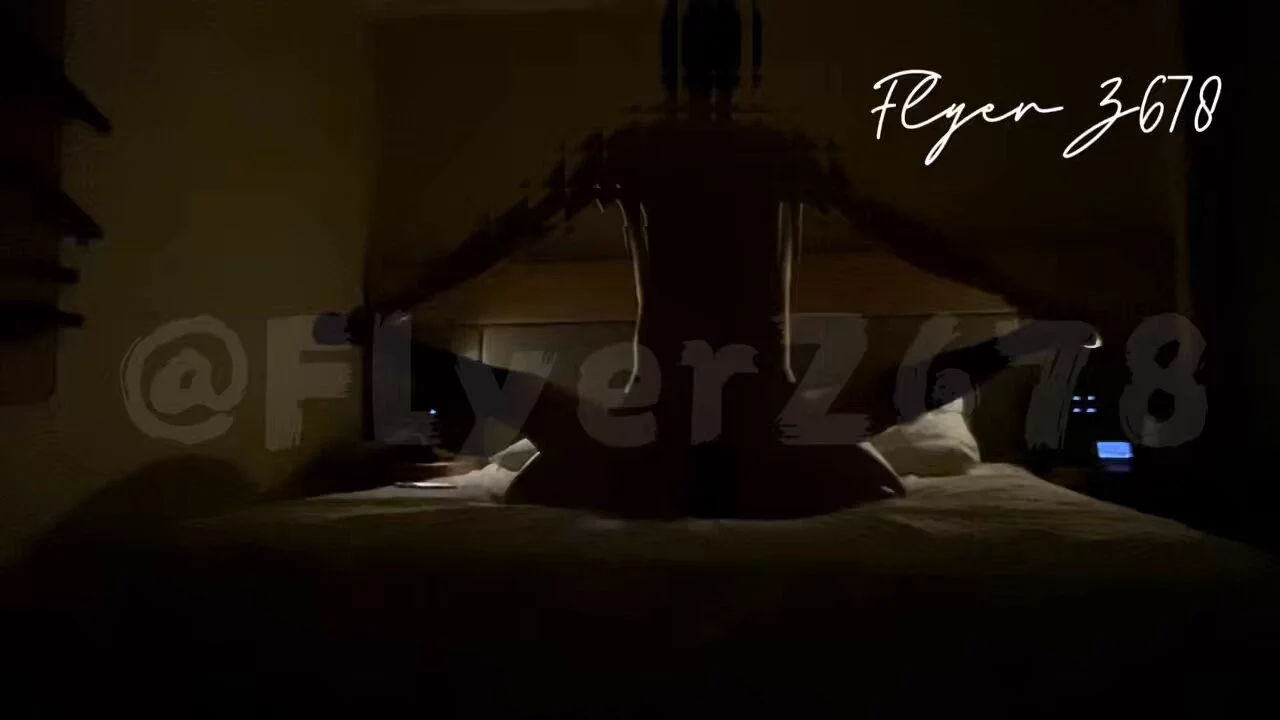 爆怼cc操到后面竟然把🦶伸到我脸前妈的 你可是站了一天欠怼 狠怼@SexytoGirl @SexytoBaby @SexytoLady @SexytoDoll https://t.co/qMjrmgWVXK