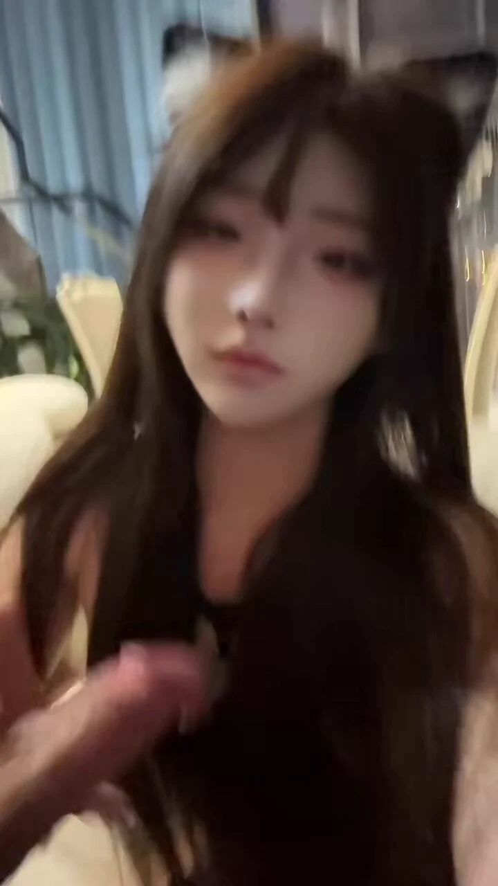 勾引白袜190+反差体育生弟弟，没想到我以为是大树挂辣椒结果是茄子天呐😧我可不想我的小穴受罪我必须让他受到仙女棒的惩罚！调教他让他接受仙女棒的洗礼🪄狠狠的反攻给他操射💦（入会可见完整版精彩炸了！） https://t.co/vvTNP8RBac