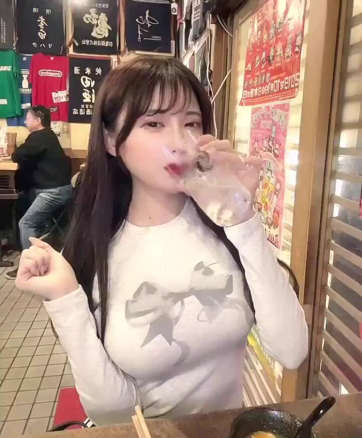 0.3秒で見る人を、黙らせる動画です https://t.co/9j5Hz13qMW