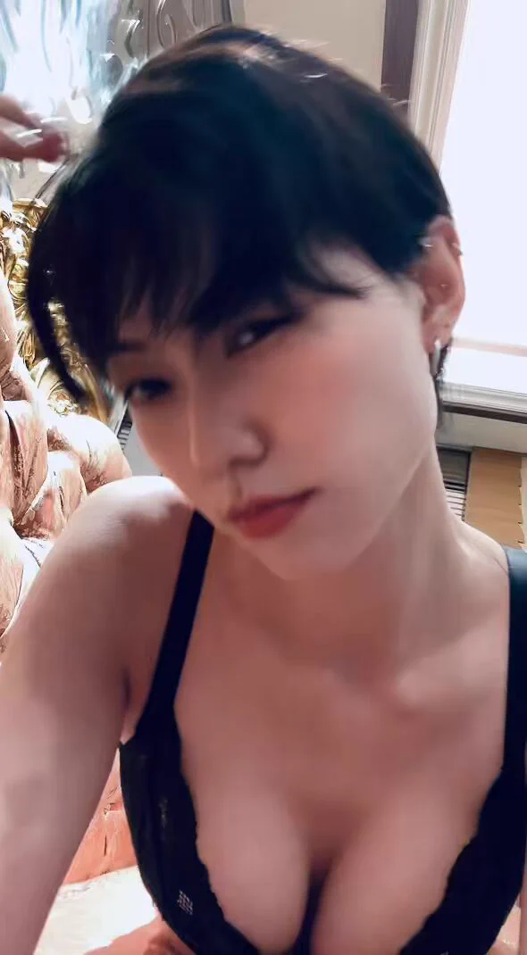 我以為快樂能夠再凋謝得慢一點。 https://t.co/AC7pWFUr3u