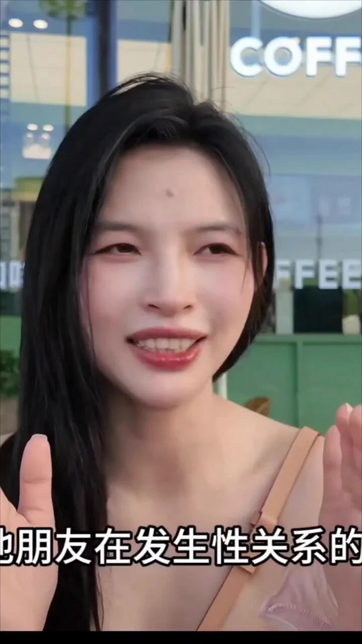 🔥老公为了让别人草自己老婆，先带网上认识的绿主来家里玩之后熟悉了以后让人家私下去勾引老婆，总算等到了一天，假装自己喝醉别人和老婆就去卧室做爱了，他在其中痛苦并快乐着...🔥完整版点我个人简介的VIP链接 道第一视角群，搜2506161即可看更多这样的圈内故事等你来看！ https://t.co/hcljFanUIU