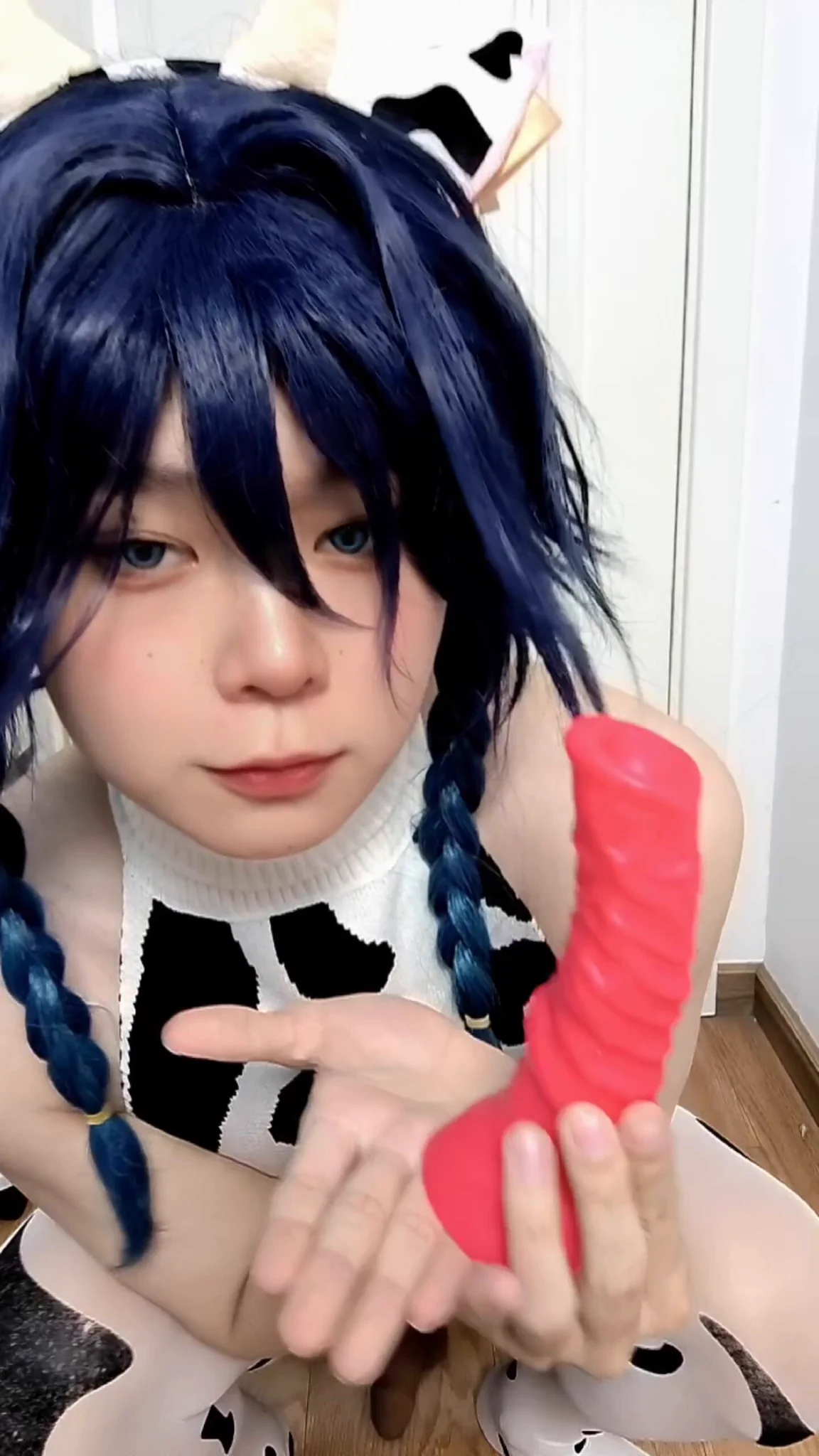 “什么～原来骑马是要坐到马背上嘛？不过这样子骑马也很舒服呢♡”玩具 @LURE10231220 马的小凸起一直是我最中意的点，能很好的刺激到前列腺呢，很适合新手探索前列腺的位置～ https://t.co/gS6YXafvYl
