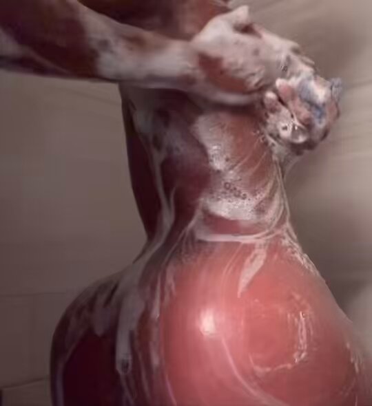 Wataa💦💦 https://t.co/4SMbu6Nwrj