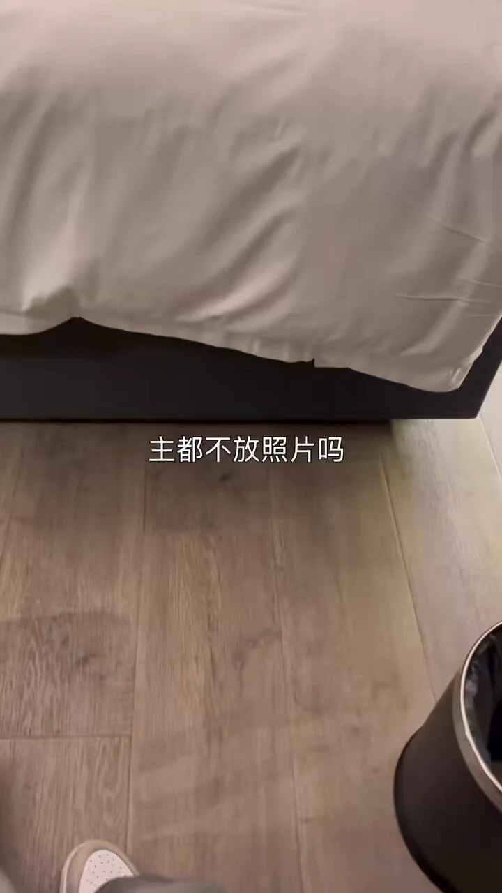 经常被说照片像网图🥲本人比照片好看🥲碎了… https://t.co/dHIFqniyb4